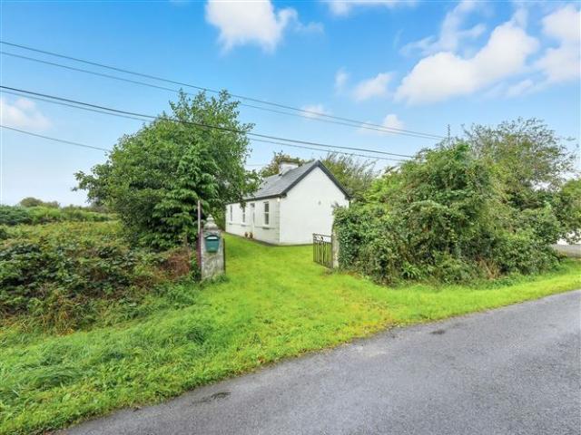 Detached House for sale in Foxford, Mayo