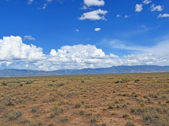 Land for sale in Los Lunas, Valencia County