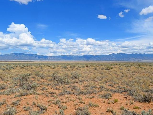 Land for sale in Los Lunas, Valencia County