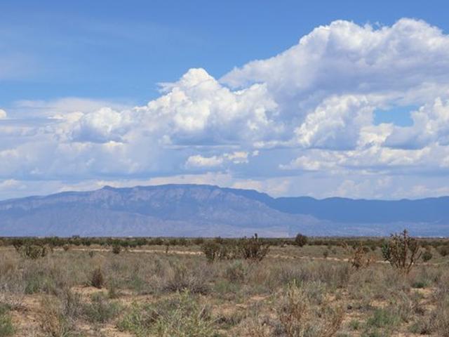 Land for sale in Rio Rancho, New Mexico