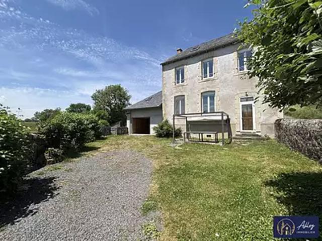 Maison vente à Mauriac, Riom-ès-montagnes