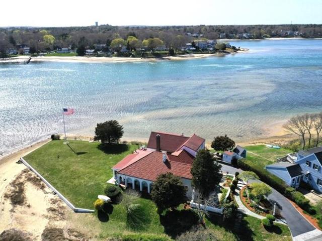 House for sale in Cataumet, Massachusetts
