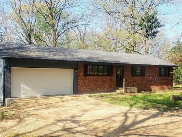 House for sale in Doniphan