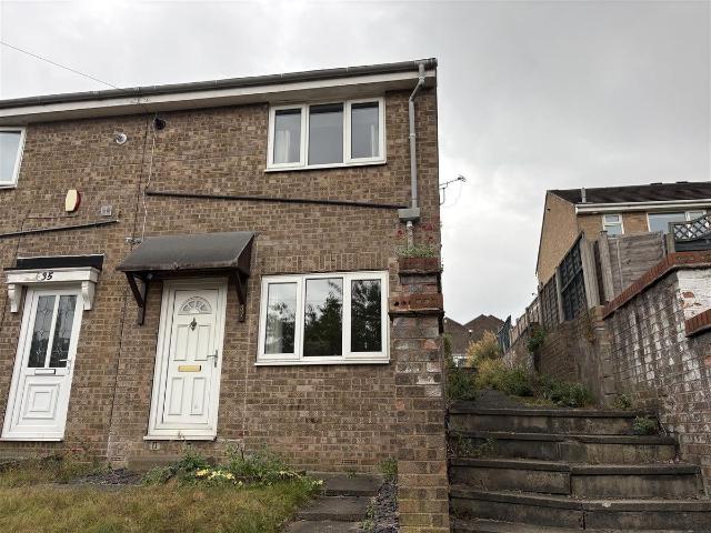 House for rent in Firthcliffe, Liversedge