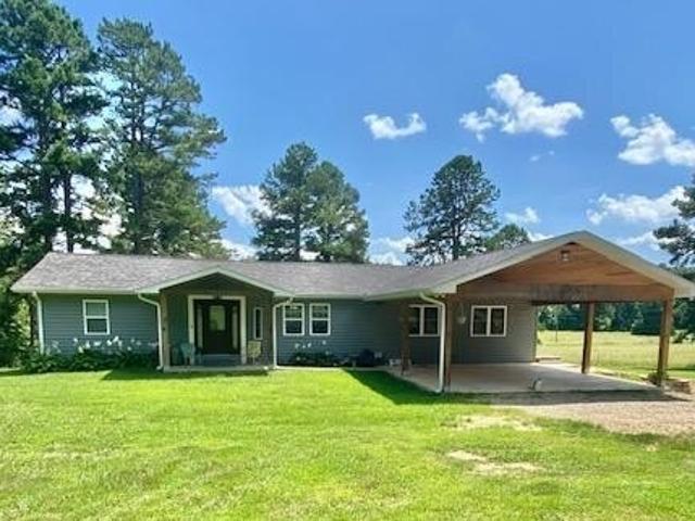 House for sale in Doniphan