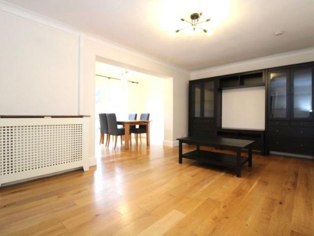 Apartment for rent in Rooks Nest, Stevenage