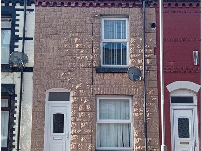 House for rent in Calderstones