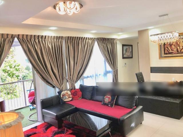 Apartment for sale in 19 North East, Hougang