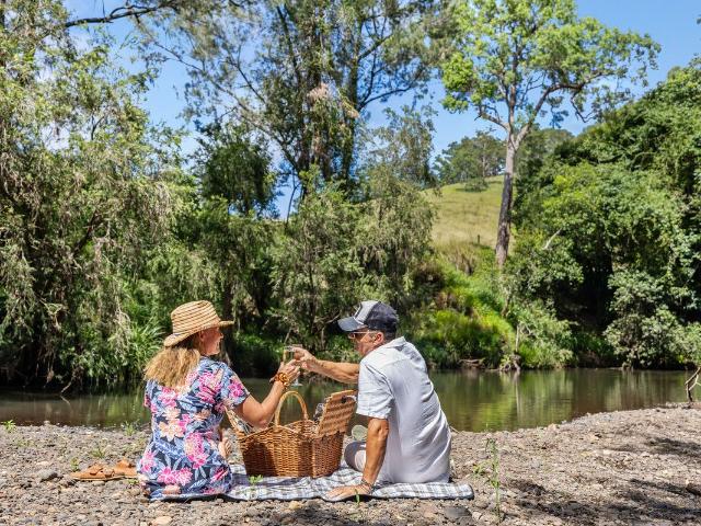 Cottage for sale in Gradys Creek