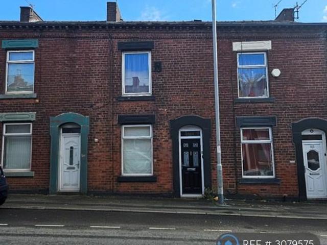 House for rent in Shaw, Oldham
