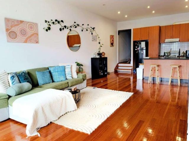 Room for rent in Camerons Creek, Victoria