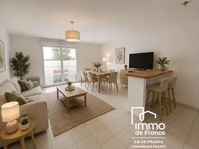 Appartement vente à Place Nelson Mandela, Ris-Orangis