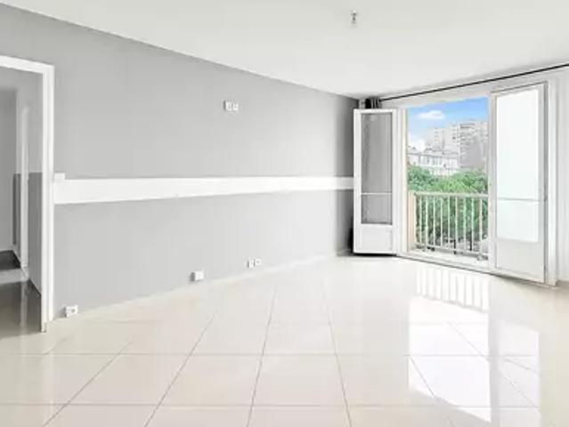 Appartement vente à Place Nelson Mandela, Ris-Orangis