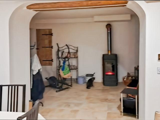 Maison vente à Thiers, Ris