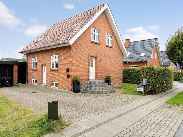 Villa til salg i Rosenvænget, Brønderslev