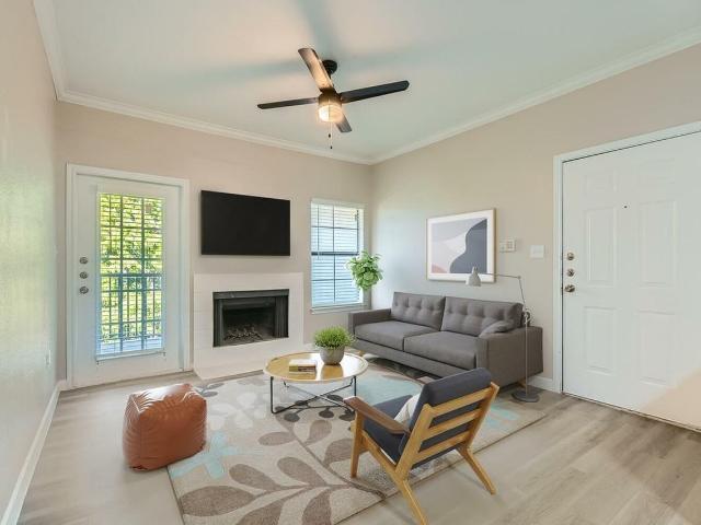 Apartment for rent in Creekside at Northlake, Northlake