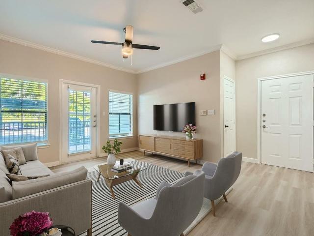 Apartment for rent in Creekside at Northlake, Northlake