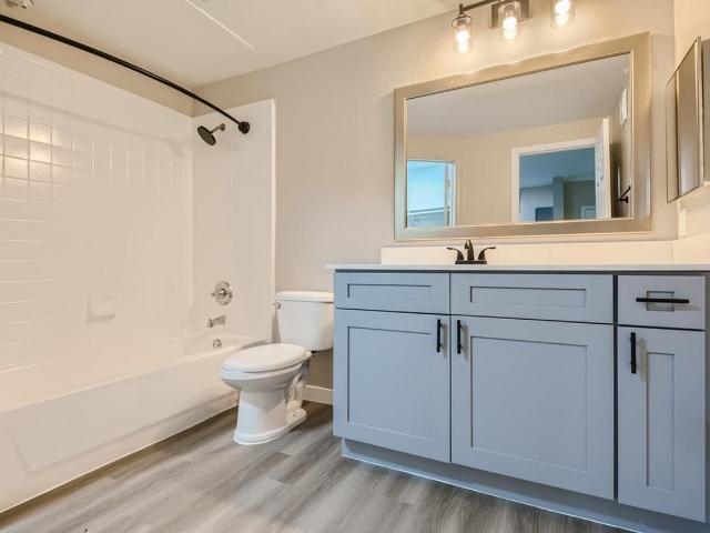 Apartment for rent in Creekside at Northlake, Northlake