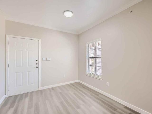 Apartment for rent in Creekside at Northlake, Northlake