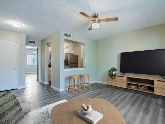 Apartment for rent in Lake Biltmore Village, Phoenix