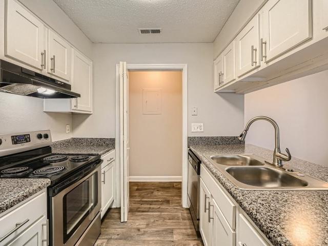 Apartment for rent in Mecklenburg, North Carolina