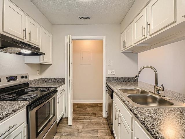 Apartment for rent in Mecklenburg, North Carolina