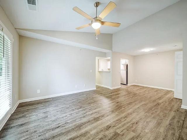 Apartment for rent in Mecklenburg, North Carolina