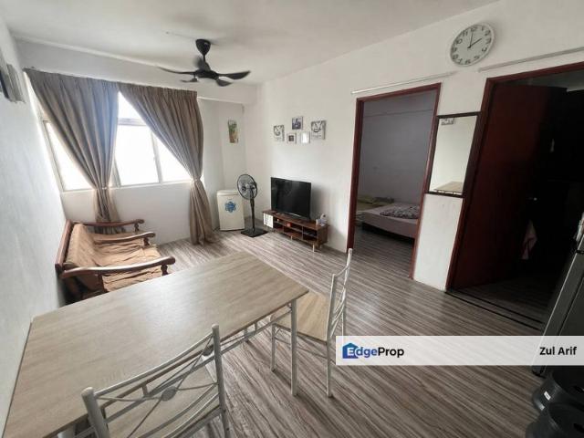 Flat for sale in Tanjong Sepat, Selangor