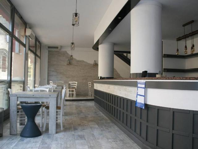 Locale Commerciale in affitto a Gemona Del Friuli, Friuli-Venezia Giulia