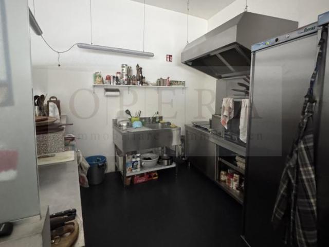 Locale Commerciale in affitto a Burggrafenamt - Burgraviato, Merano - Meran