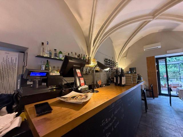 Locale Commerciale in affitto a Modica Alta, Marina Di Modica