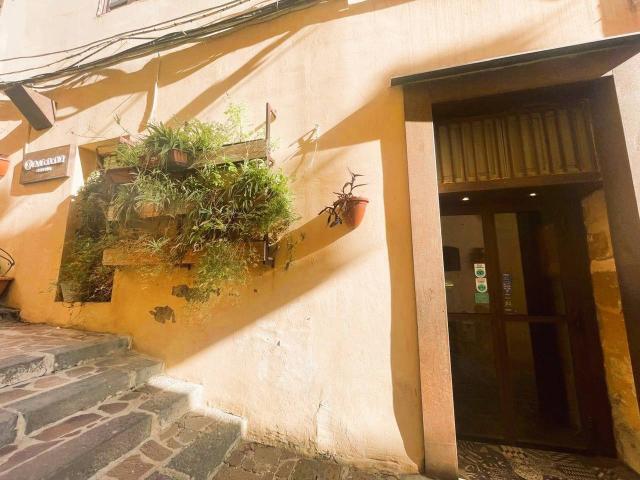 Locale Commerciale in vendita a Bibirria, Agrigento