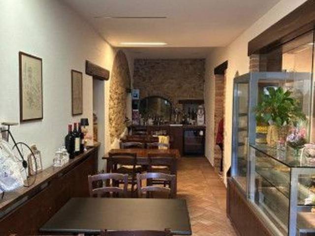 Locale Commerciale in vendita a Unione di Comuni della Romagna Forlivese, Bertinoro