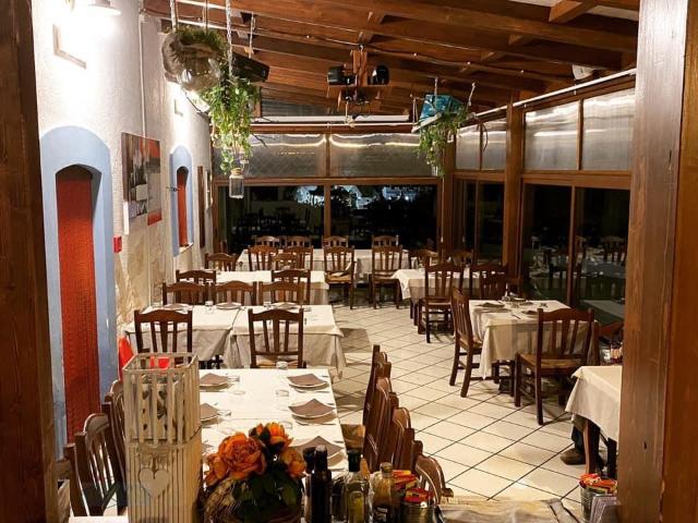 Locale Commerciale in vendita a Puglia, Brindisi