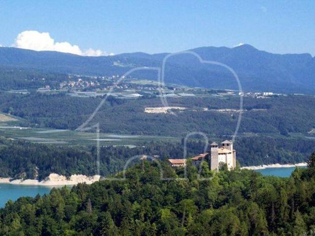 Locale Commerciale in vendita a Comunità della Val di Non, Cles