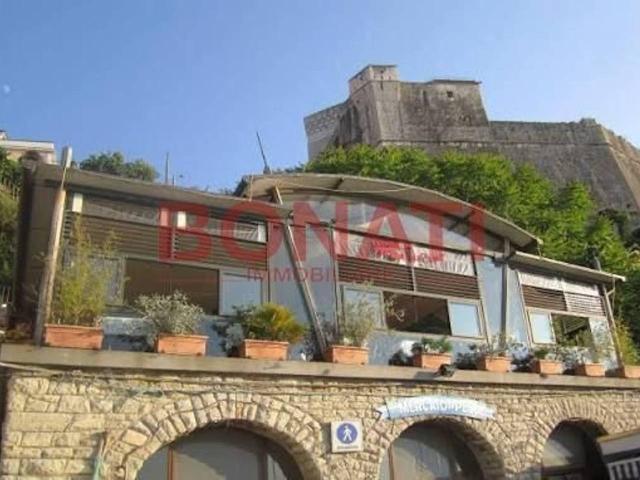 Locale Commerciale in vendita a Maralunga, Lerici