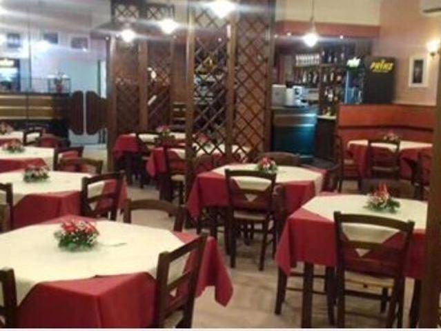 Locale Commerciale in vendita a San Macario in Piano, Bagni Di Lucca Ponte