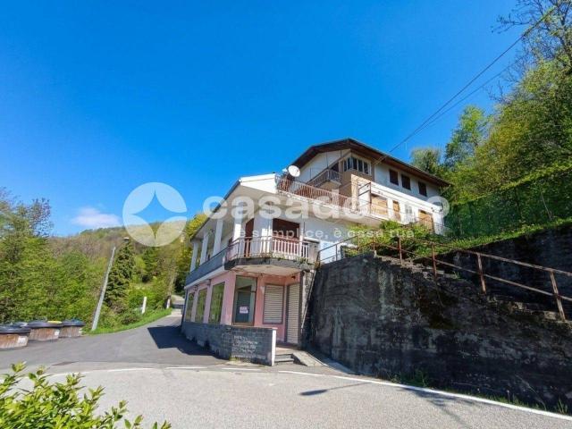 Locale Commerciale in vendita a Unione Montana di Comuni delle Valli di Lanzo, Ceronda e Casternone, Piemonte