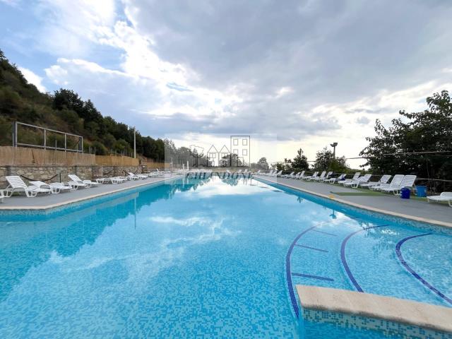 Locale Commerciale in vendita a Calabria, Cosenza