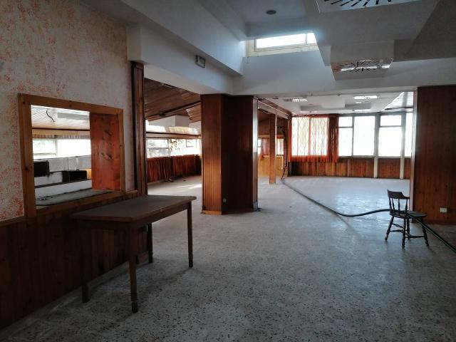 Locale Commerciale in vendita a Borgo Piave, Latina