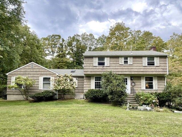 House for sale in New Fairfield, Connecticut