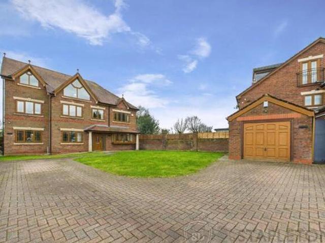 House for sale in City of London, Greater London
