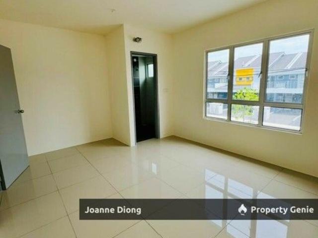 House for rent in Petaling, Alam Impian