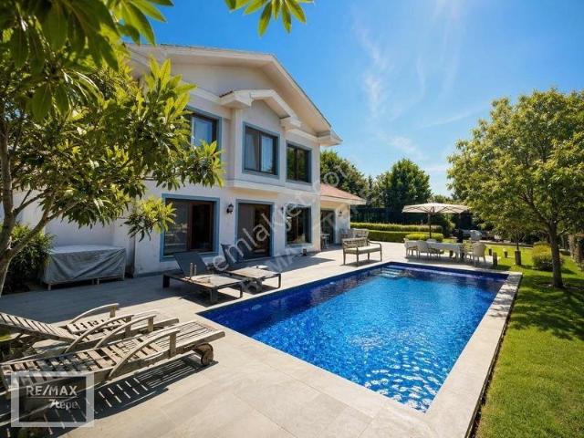 Riva Mahallesi, Beykoz içerisinde satılık Villa
