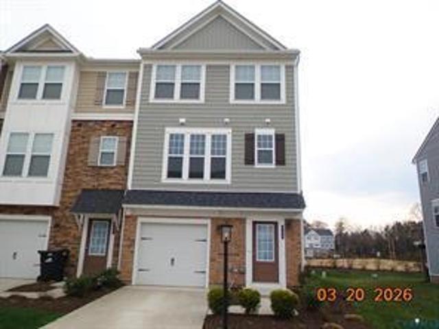 Townhouse for sale in Virginia