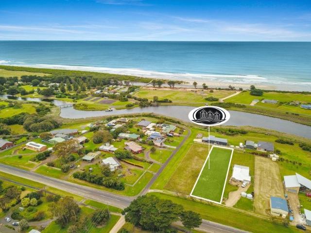 Land for sale in Narrawong, Victoria