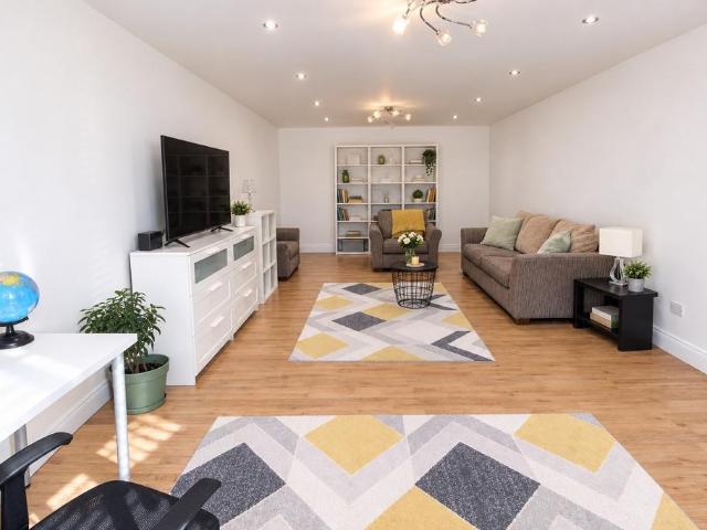 House for rent in London Borough of Enfield, Greater London