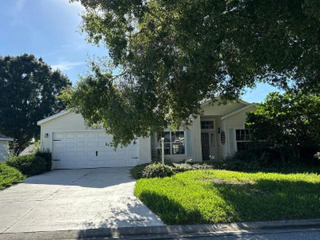 House for sale in Leesburg, Lake County