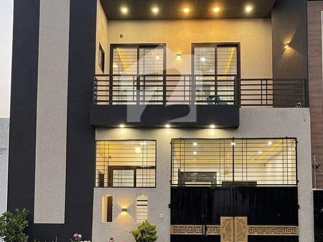 House for sale in Gujrat, Islamabad Capital Territory