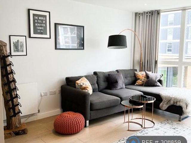 Apartment for rent in East Greenwich, Greater London
